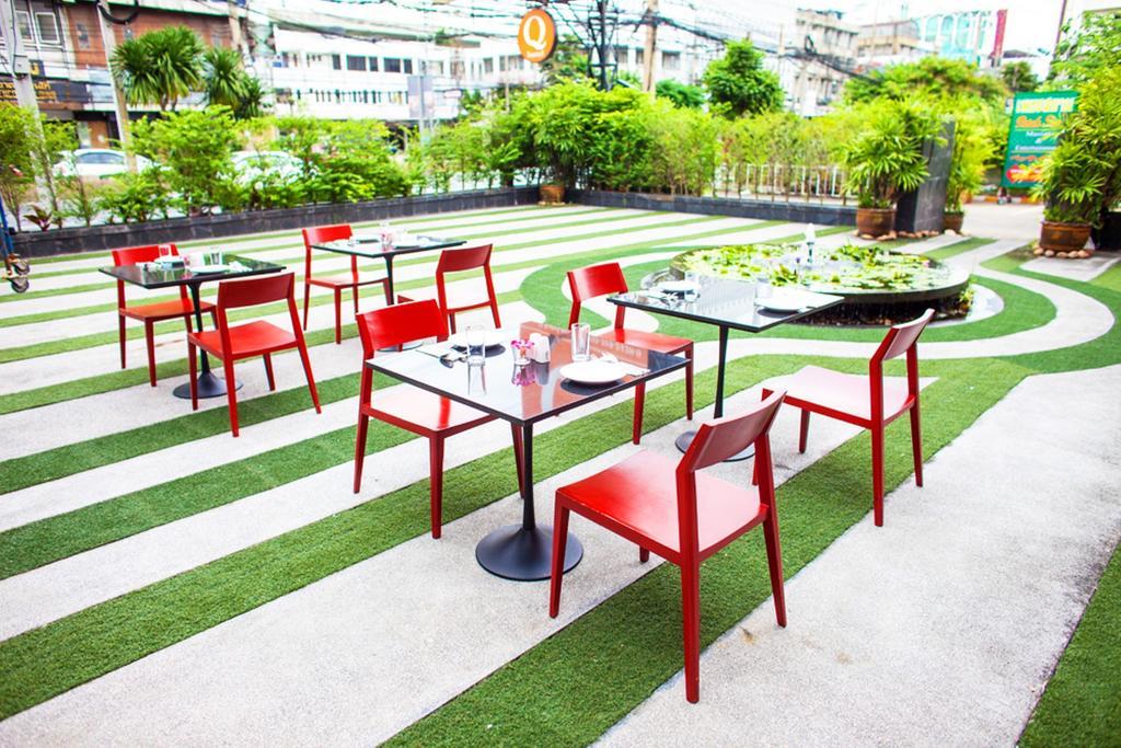 Q Hotel Bangkok Kültér fotó
