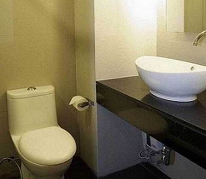 Q Hotel Bangkok Kültér fotó